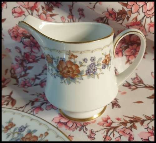 Noritake  Tremont Tea Set Just for You