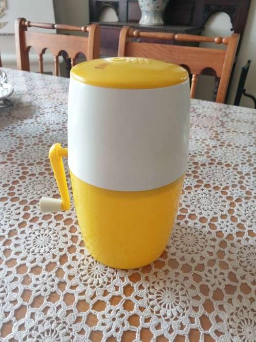 Set of Ice Crushers for your Kitchen
