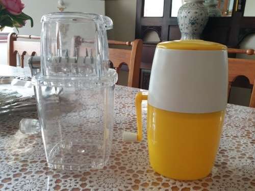 Set of Ice Crushers for your Kitchen