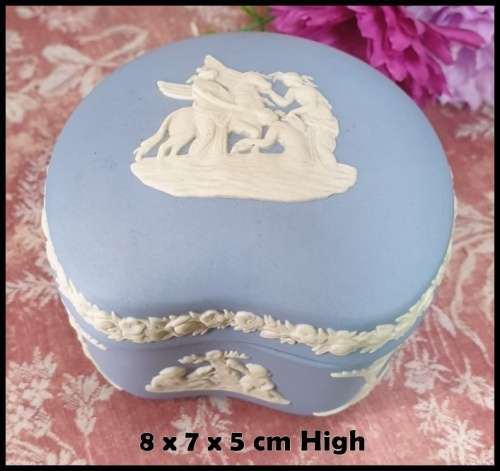 Small Wedgwood Light Blue Jasperware  Kidney Shaped Container