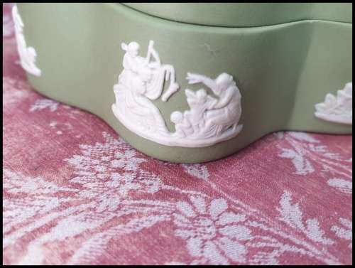 Small Wedgwood Green Jasperware  Starfish Shaped Box