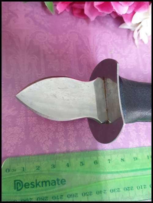 SOLINGIN OYSTER KNIFE WITH GUARD, PROFESSIONAL