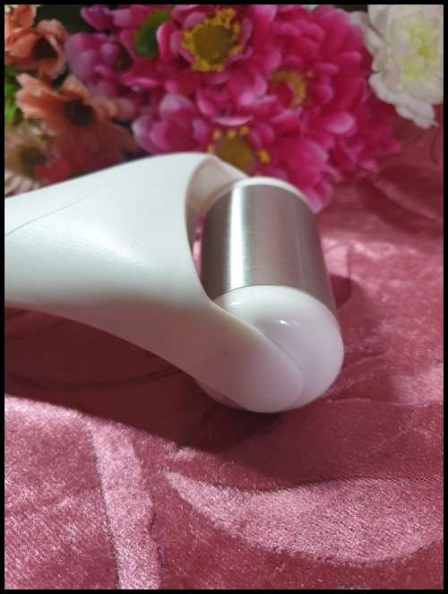 StackedSkincare - Aesthetician developed Cooling Ice Roller