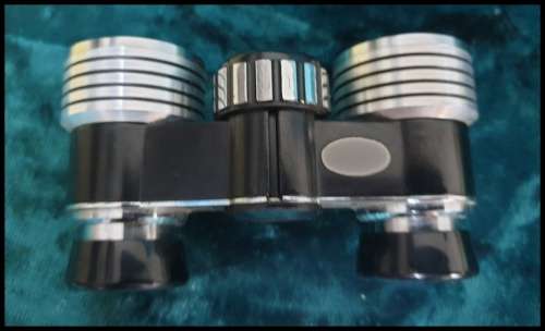 Opera Glasses - Excellent - Vintage in original box  binoculars