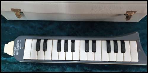 Vintage Hohner Melodica Piano 26 . Stunning condition from the 60`s