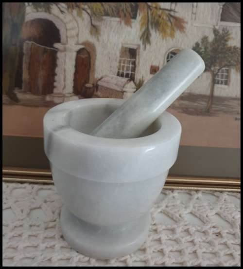 PESTLE & MORTAR MARBLE