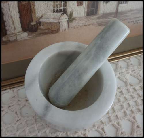 PESTLE & MORTAR MARBLE