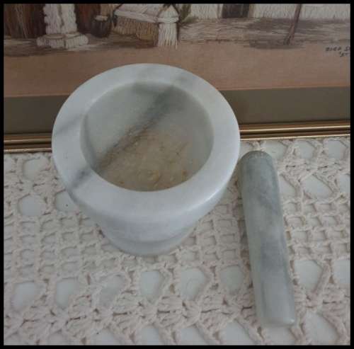 PESTLE & MORTAR MARBLE