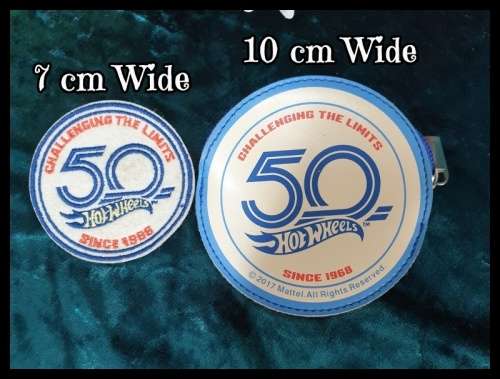 Hot Wheels Badge and Pouch
