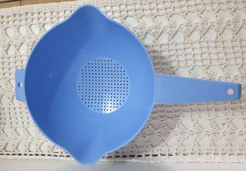 Tupperware Strainer