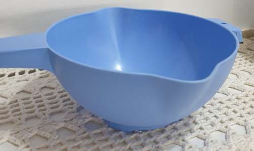 Tupperware Strainer