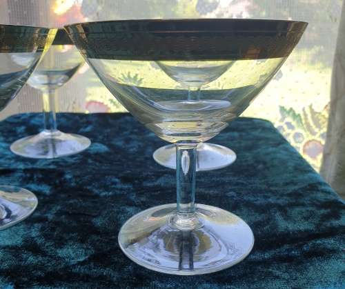 4 Vintage Glasses
