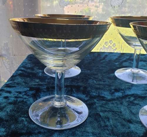 4 Vintage Glasses