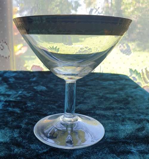 4 Vintage Glasses