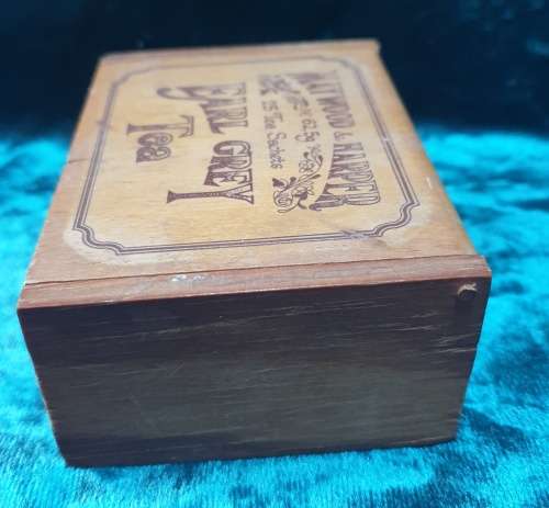 Wooden Earl Grey Tea Box