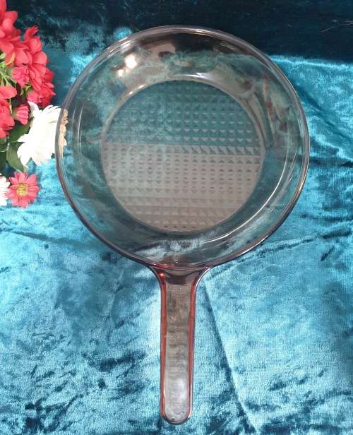 VISION CORNING COOKWARE -  MADE IN FRANCE -  FRYING PAN   -  allan