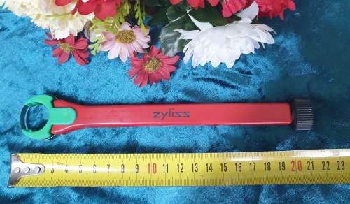 Vintage Zyliss Strongboy Jar Opener Bottle Opener Adjustable Vintage