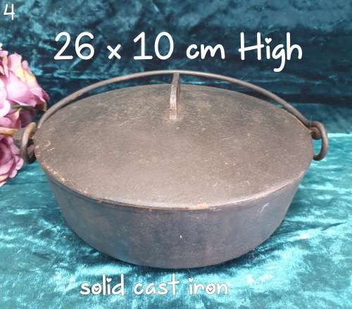 Vintage Cast Iron Pot