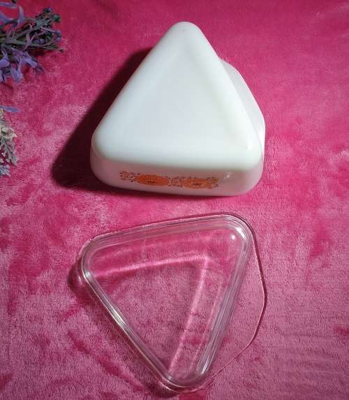 Vintage English Pyrex Sunflower Triangle Dish with Lid