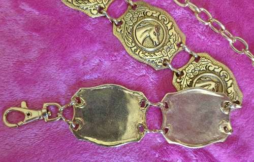 VINTAGE GOLD HORSE CHAIN BELT