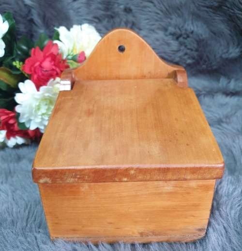 VINTAGE SALT KEEPER