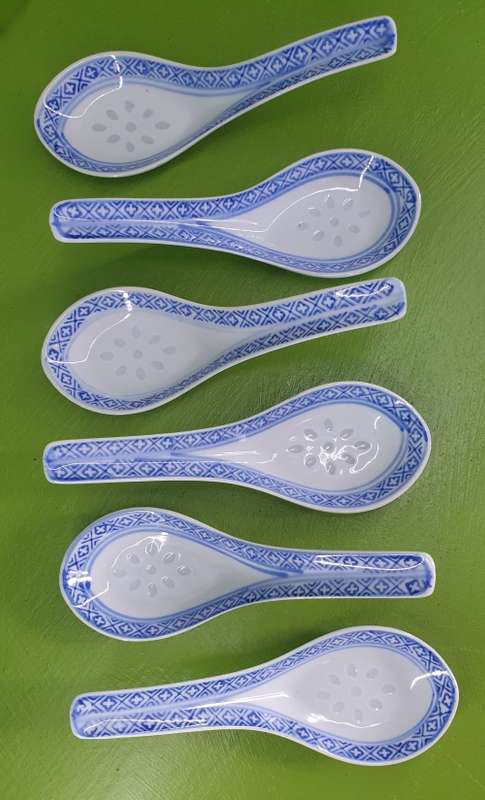 Oriental soup Spoons