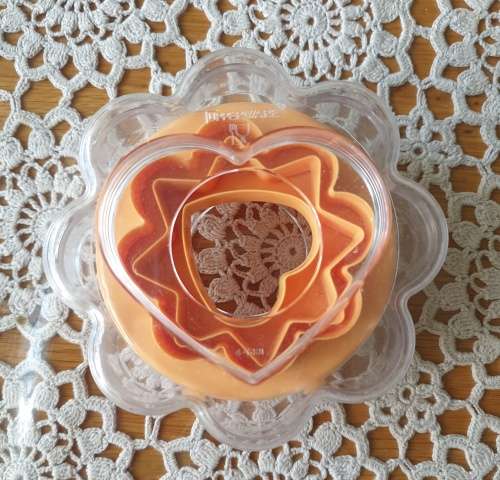 Tupperware Cookie Cutter