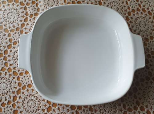 Corning Ware Bowl no Lid