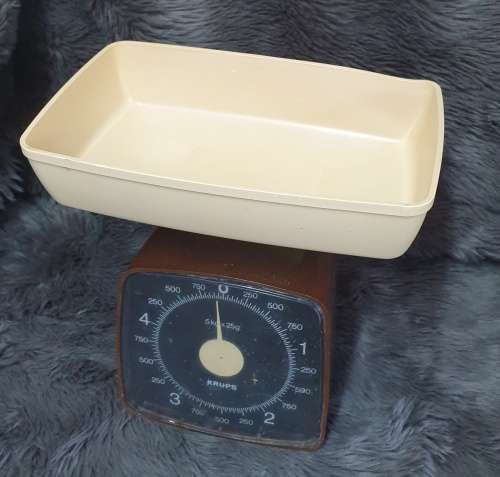 Vintage Scale
