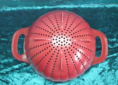 KitchenAid Classic Plastic Colander, 5-Quart, Red