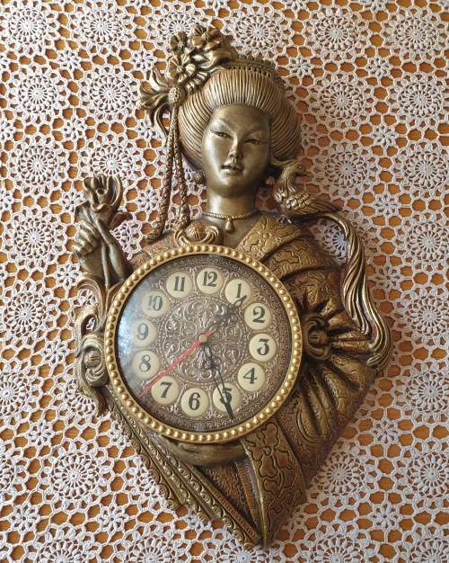 Retro Geisha Clock (perfect working order)