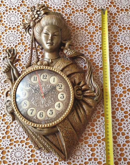 Retro Geisha Clock (perfect working order)