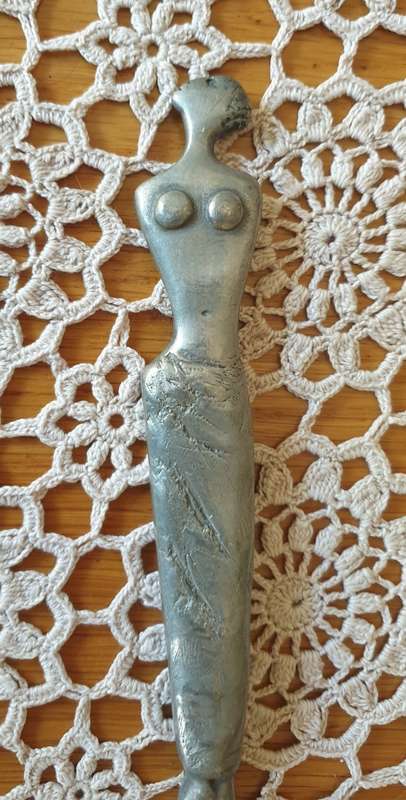 Carrol Boyes CAKE LIFTER  Woman