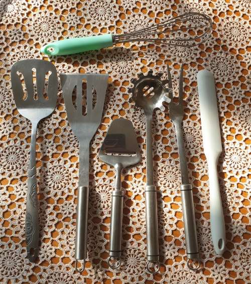 Utensils and Spoon Rest for your Kitchen