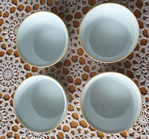 4 Royal Worcester Souffle Dishes from the 1980`s