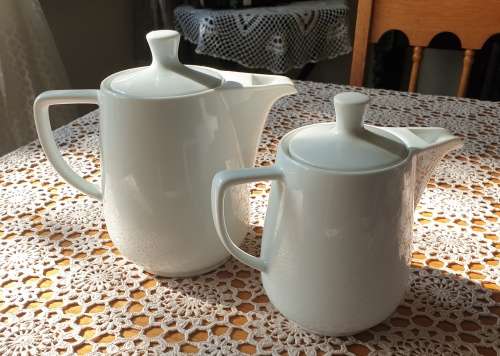 Tea and Coffee Pots for Your Collection  (Germany)