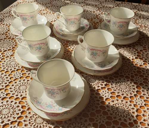Queen Ann Tea Set for your Collection