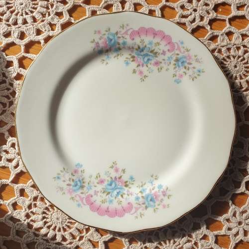 Queen Ann Tea Set for your Collection