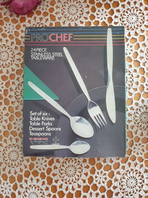 Kitchen Cutlery Box Set (no teaspoons)