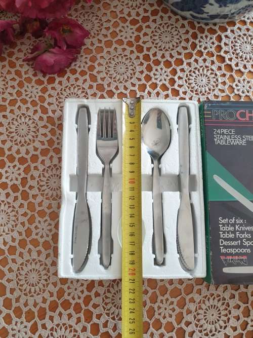Kitchen Cutlery Box Set (no teaspoons)