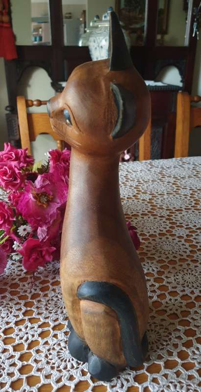 Wooden Cat Ornament