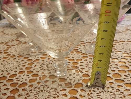 6 Beautiful Cocktail Glasses Vintage