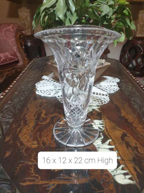 Stunning Cut Crystal Vase