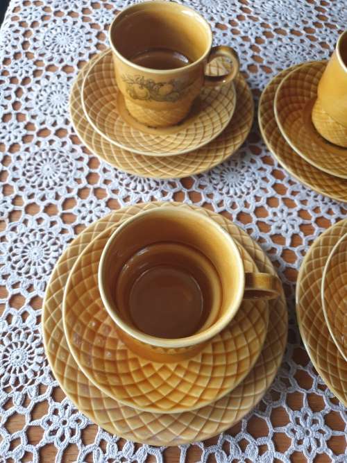 Vintage Wedgwood Tunstall set (21 Items)
