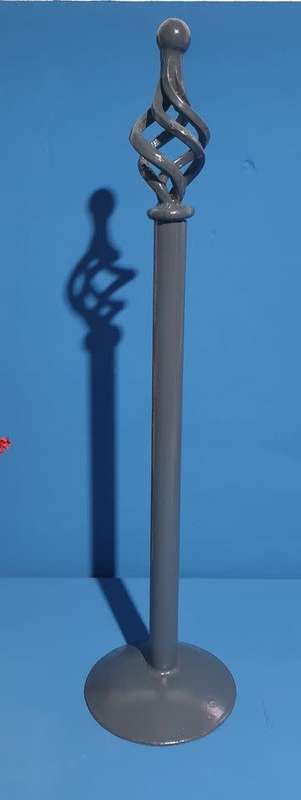 Heavy Metal Paper Towel Holder