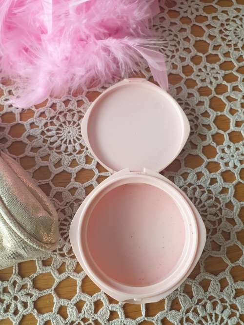 Small Handbag with Vintage Powder Compact
