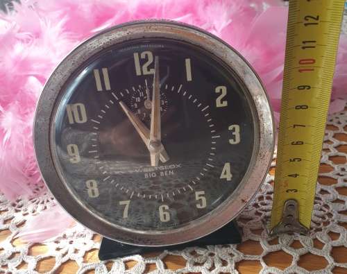 Vintage Bedroom Clock - Please Look at all the Photos