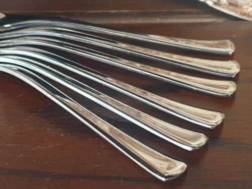 SELDOM SEEN FOR SALE    AMC Cutlery    set of 6 teaspoons and set of 6 cake forks