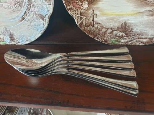 SELDOM SEEN FOR SALE    AMC Cutlery    set of 6 teaspoons and set of 6 cake forks
