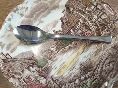 SELDOM SEEN FOR SALE    AMC Cutlery    set of 6 teaspoons and set of 6 cake forks